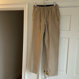 Lululemon Men’s khaki pants - size small